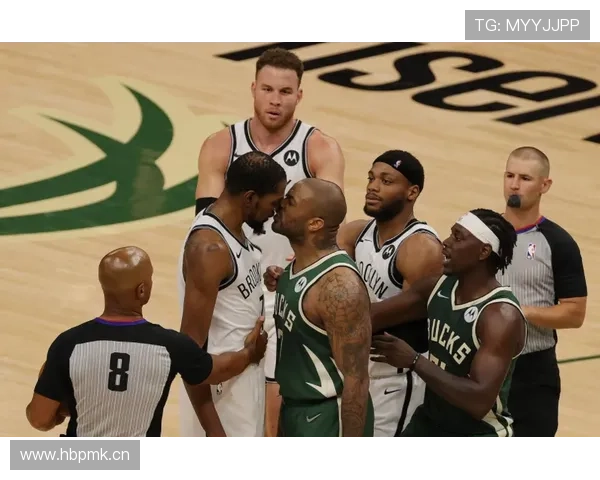 库杜斯 vs 马丁内利：冲击型边锋的不同答案