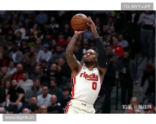 利拉德连续关键投篮拉开局面，突破森林狼防守效率显著提升