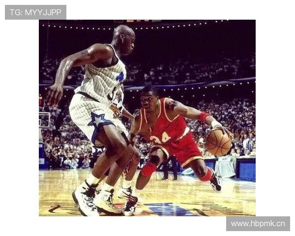 奥拉朱旺背身脚步胜奥尼尔 提升单打与防守威胁